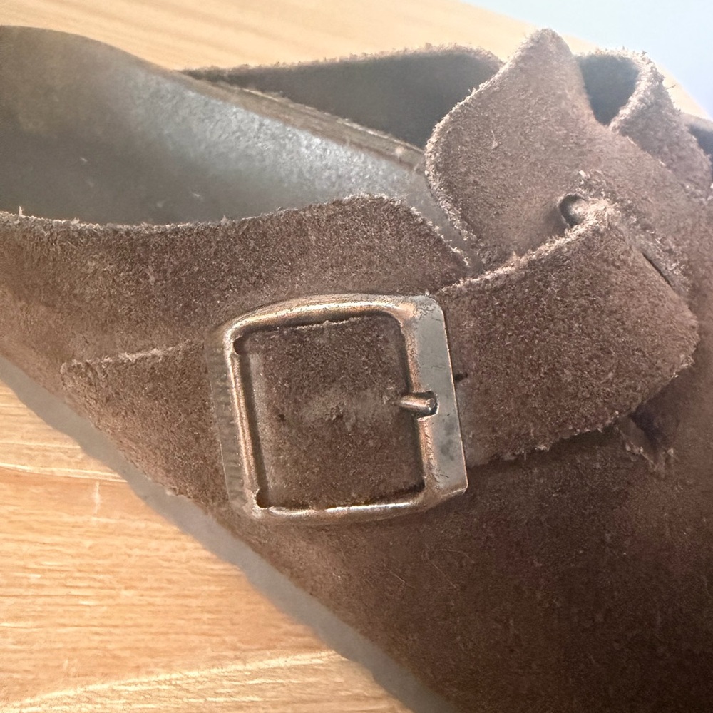Boston Birkenstock Mocha Brown Suede. Size 39. Pre-owned. Cork intact. - Picture 11 of 11